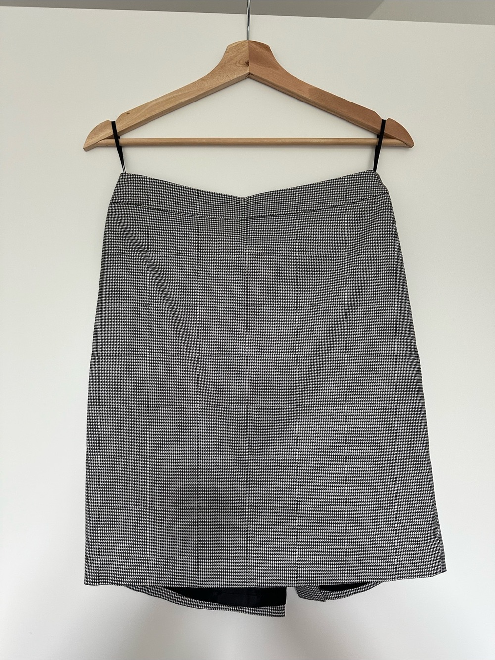 Anne Klein Black & White Houndstooth Pencil Skirt